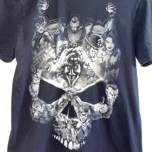 Batman shirt - Picture 2 of 5